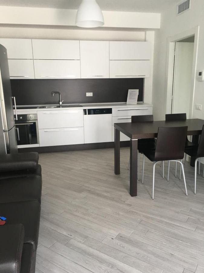 Home Hotel Senago Kültér fotó