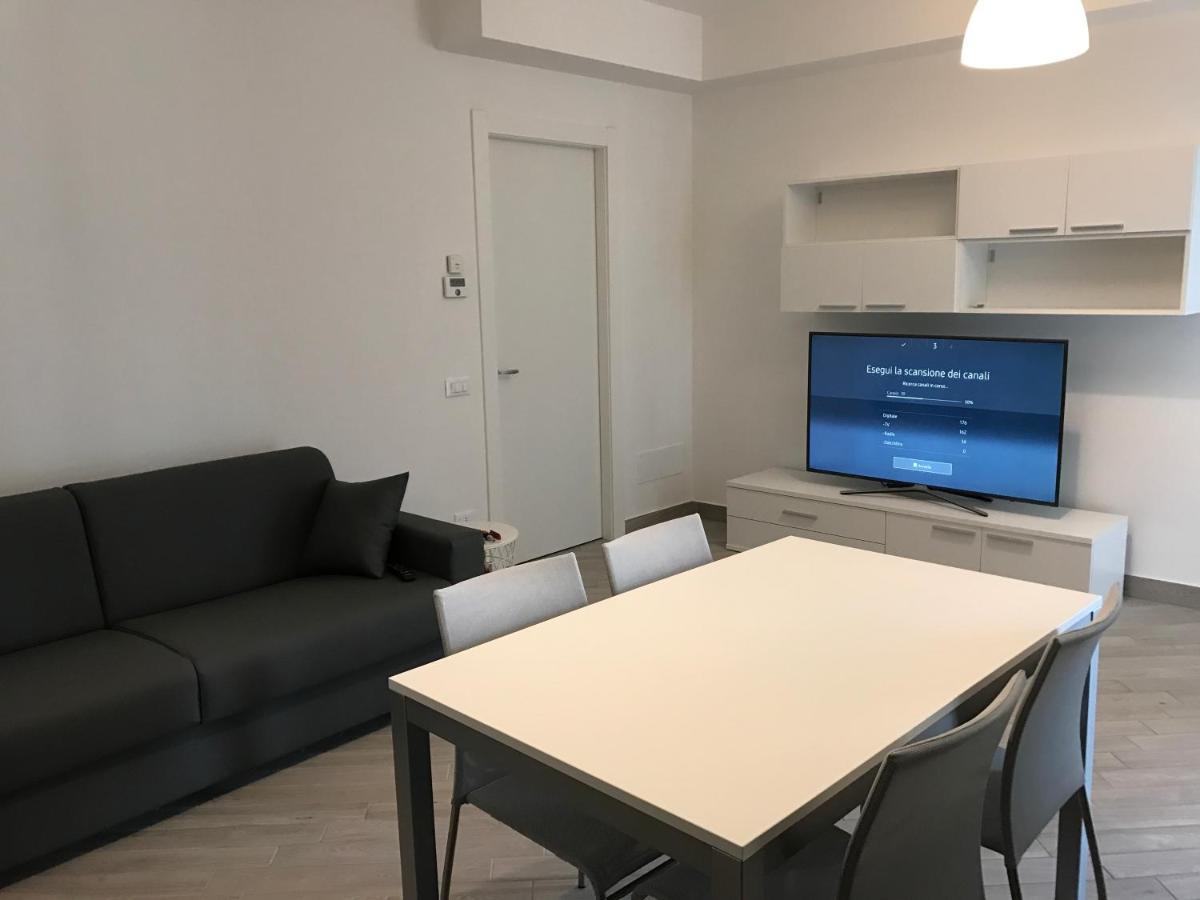 Home Hotel Senago Kültér fotó